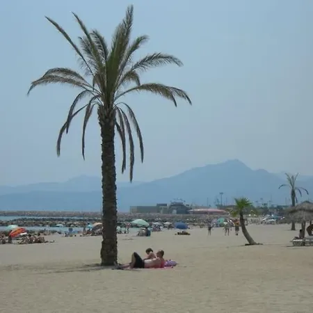 Grand Studio Cabine A 100 M Plage Et Commerces Saint-Cyprien  Exterior foto